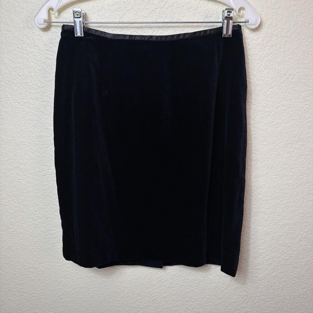 Tahari Skirt Womens 8 Black Cotton Velvet Pencil Knee Length Satin Trim Vintage